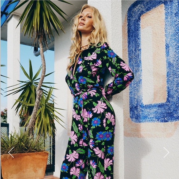 Chasing Unicorns Onesie 🦄 - Picture 3 of 17